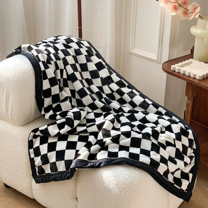Cozy Plaid for Soft Relaxation - Fesara