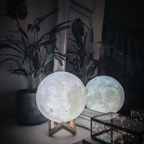 Glowing Moon Night Lamp - Portable - USB Rechargeable