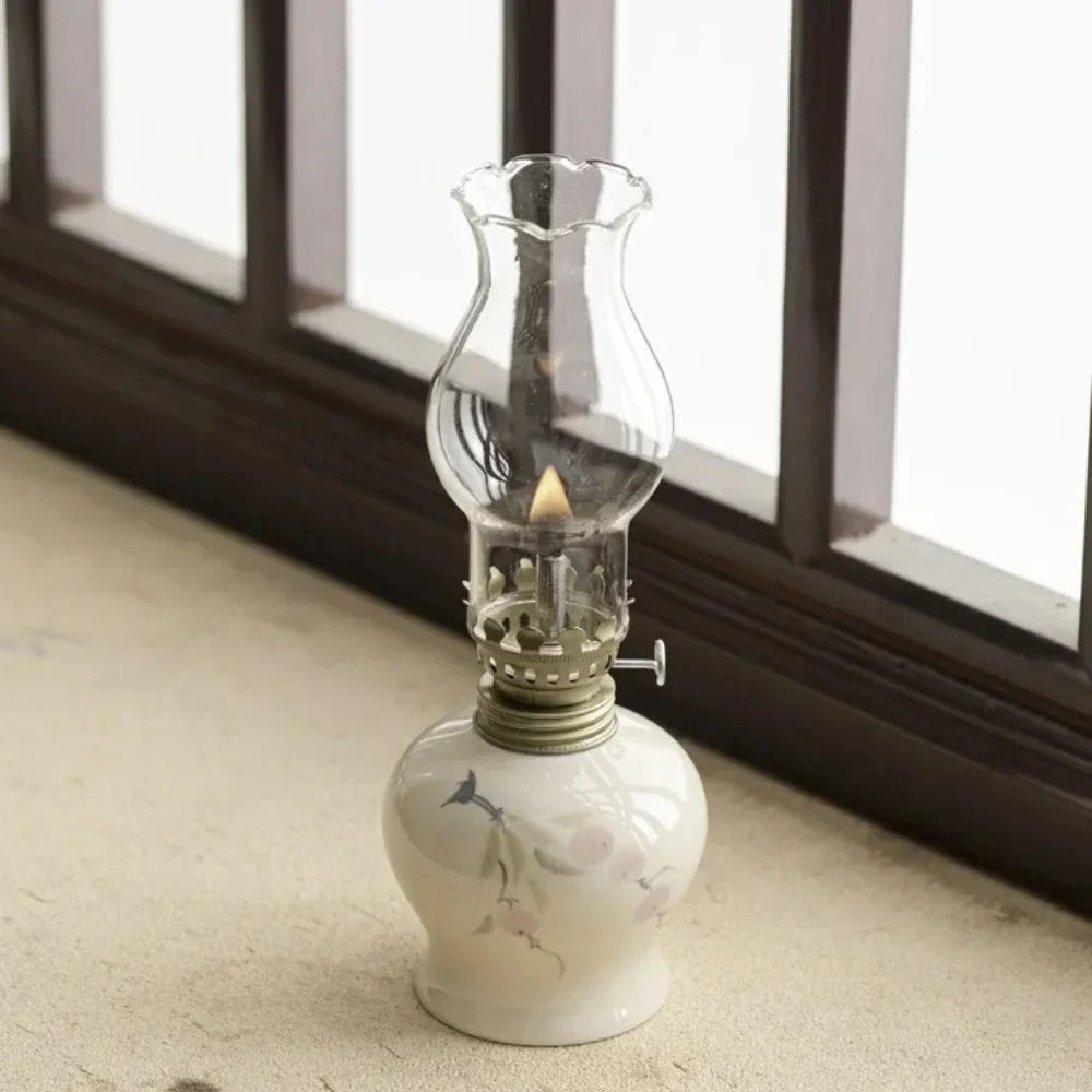 Warm Glow Kerosene Oil Lamp