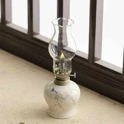 Warm Glow Kerosene Oil Lamp
