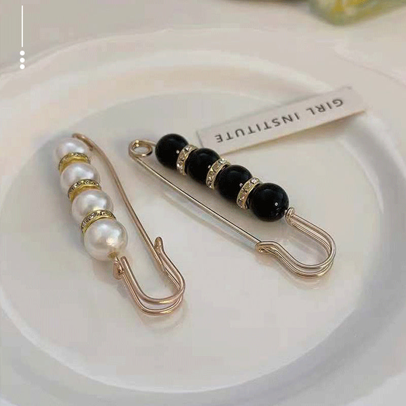 Luxury Pearl and Metal Pin Brooch - Fesara