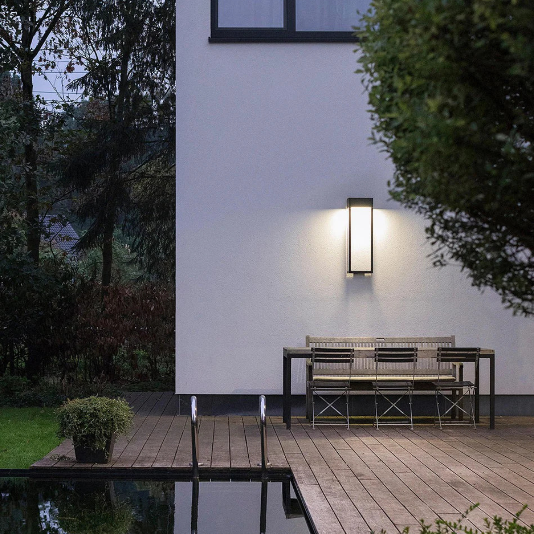 Modern Outdoor LED Garden Lamp