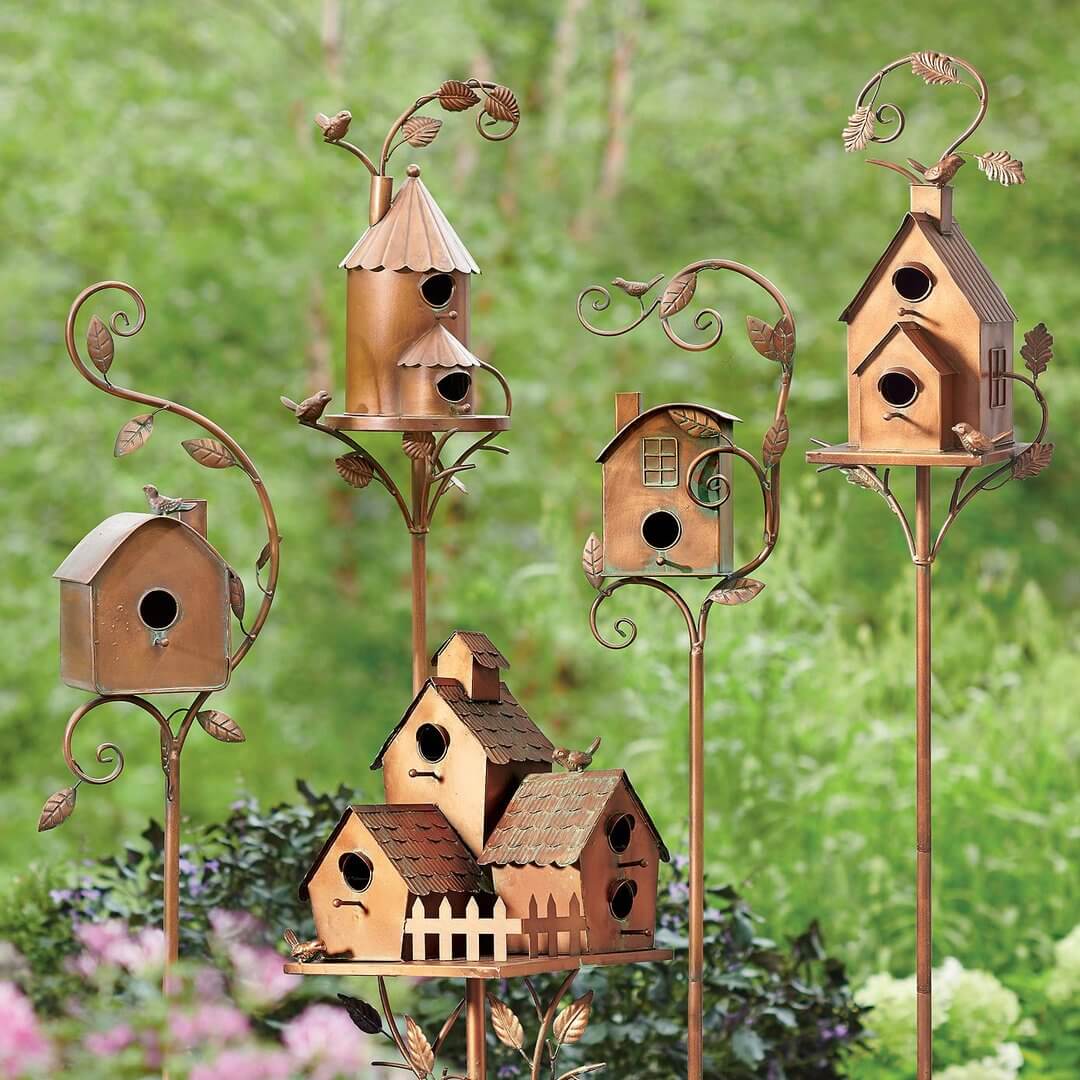 Rustic Metal Birdhouse Garden Stake