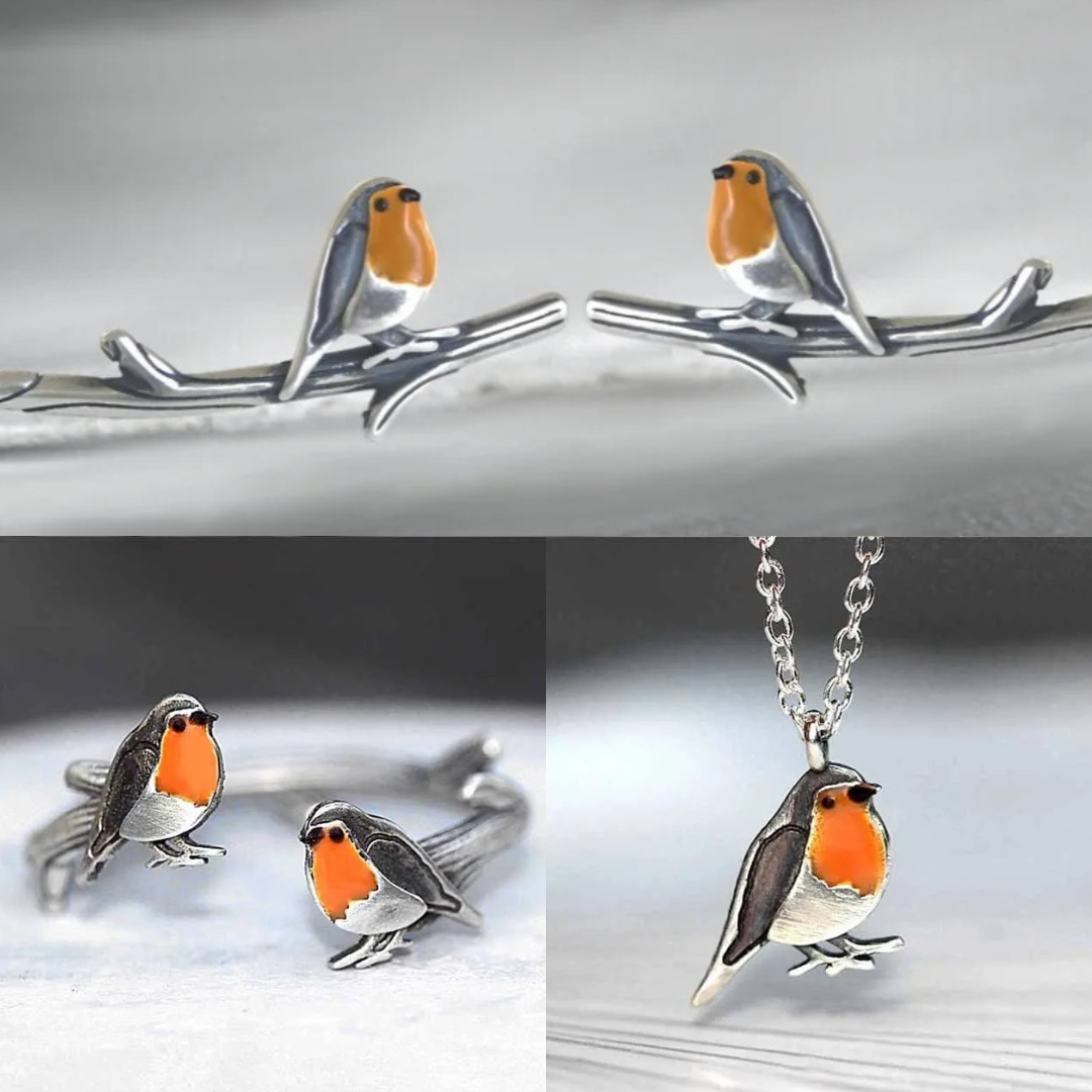 Fesara Freedom Symbol Pendant Set