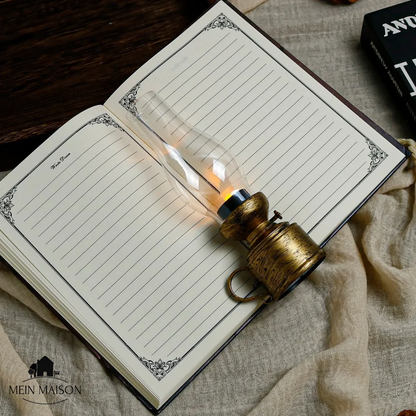Stylish Traditional Table Lamp