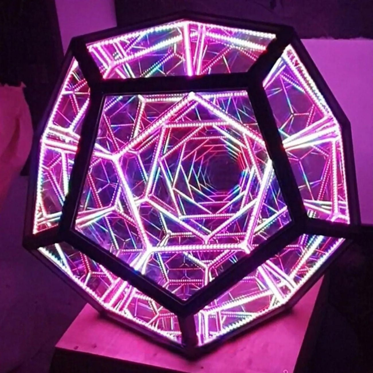 3D LED Glow Orb with Visual Effect