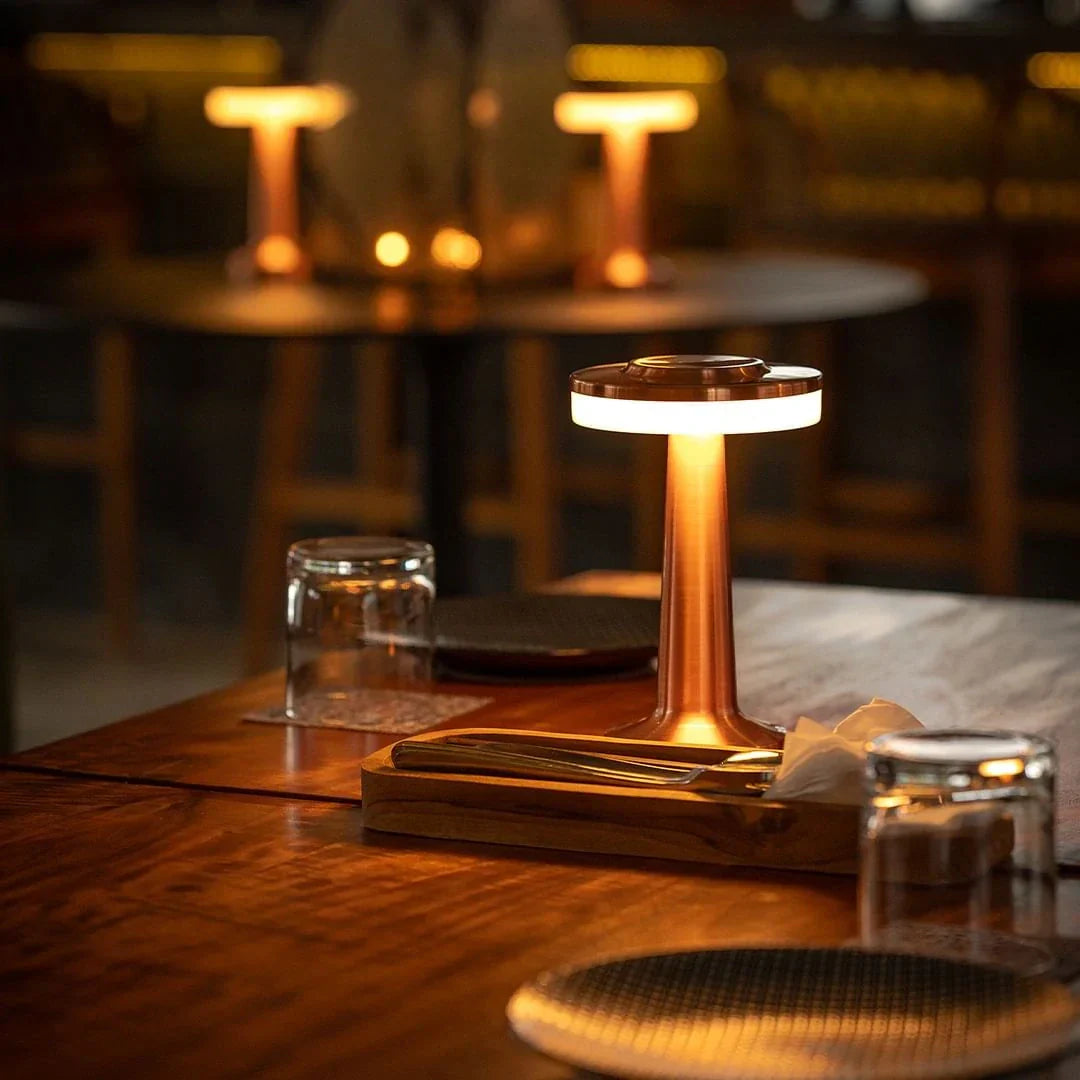 Compact Adjustable Desk Lamp Classic Vintage Style