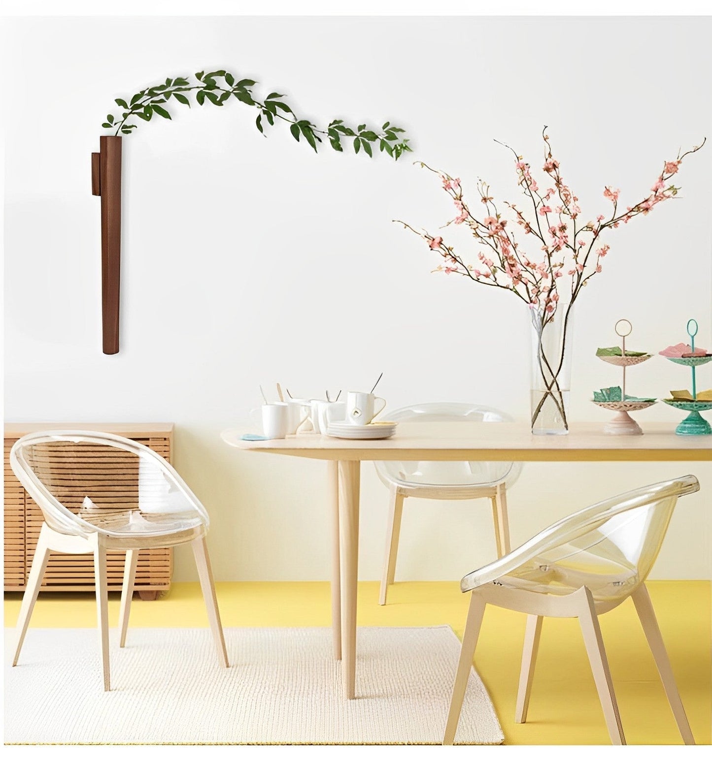 Simple Floating Glass Wall Vase Set