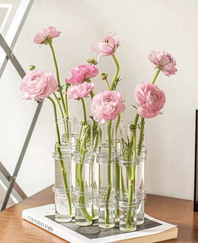 Elegant Flower Vase Decoration