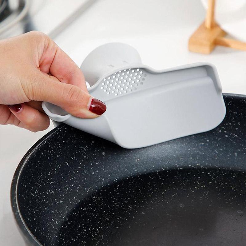 Easy Pour Spout Set for Mess Free Kitchen