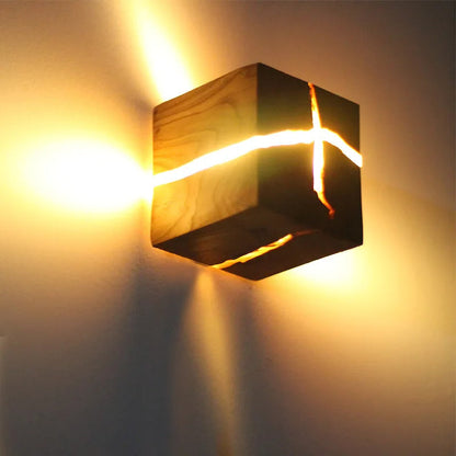 Natural Wooden Square Wall Lamp 1-Light