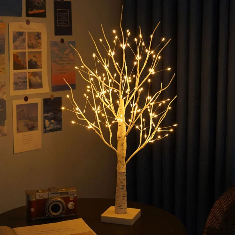Scandinavian White Wooden Table Lamp