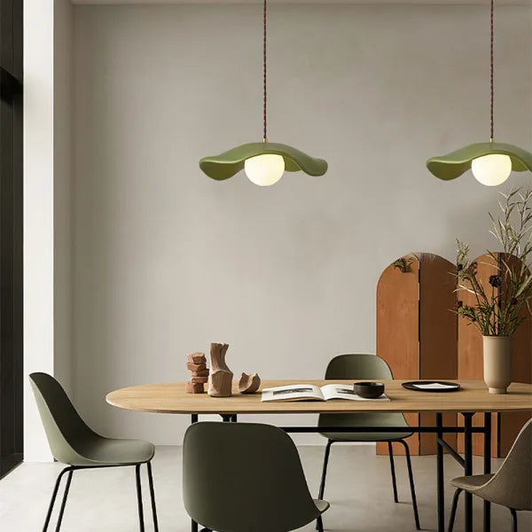 Elegant Natural Leaf Hanging Lamp