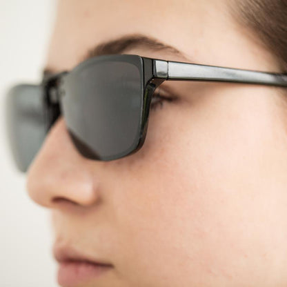 Versatile 5-in-1 Interchangeable Shades