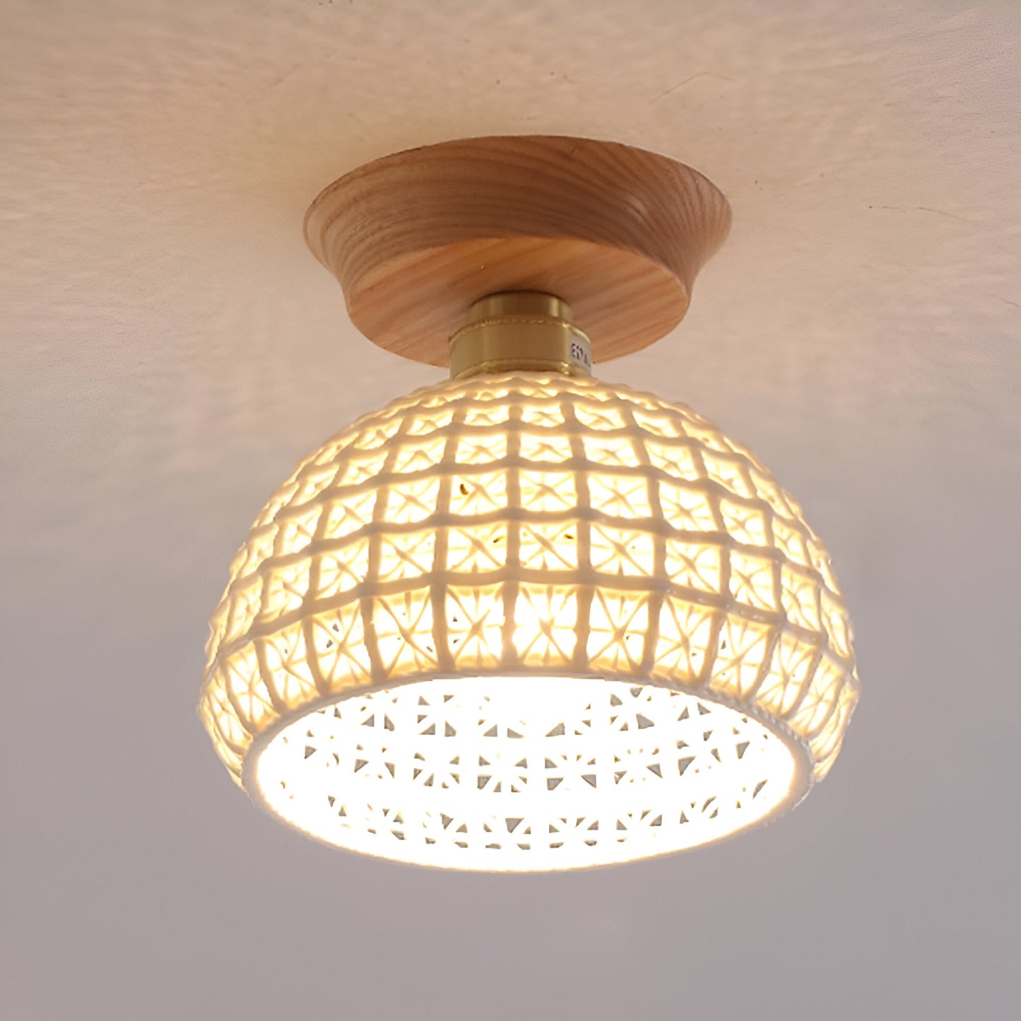 White Scandinavian Ceramic Ceiling Light - Fesara