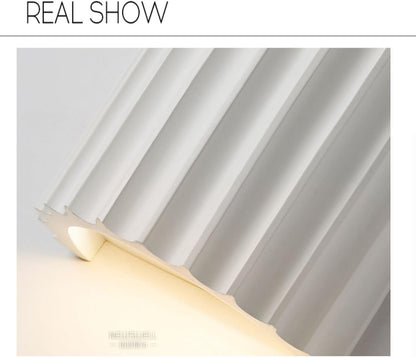 Simple LED Wall Lamp – Warm Ambient Up Down Light