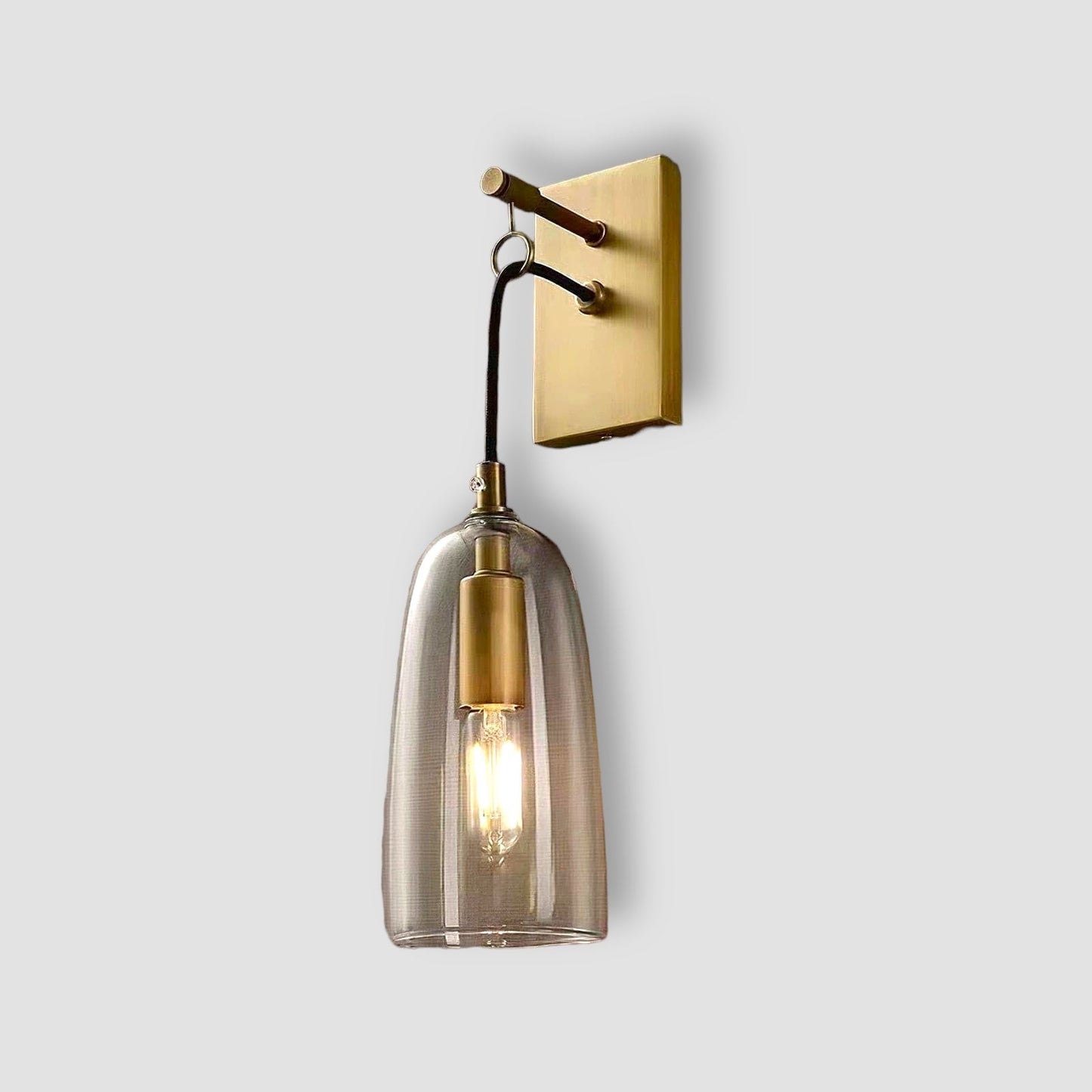 Elegant Gold Wall Light for Luxury Homes