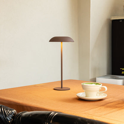 Classic Metal Table Lamp - Fesara