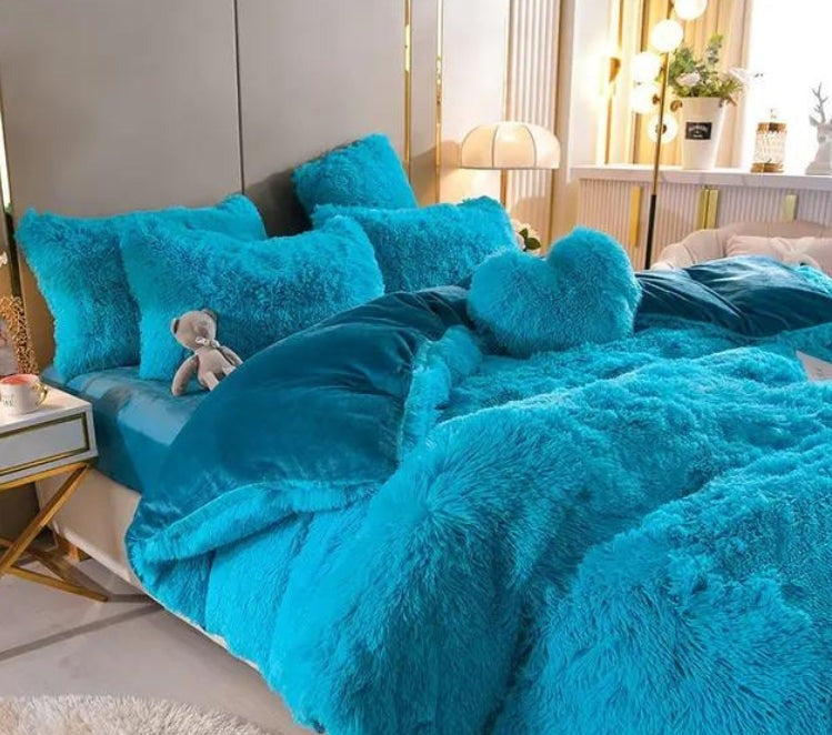 Soft Premium Duvet Cover with Zipper and Tie Down Corners