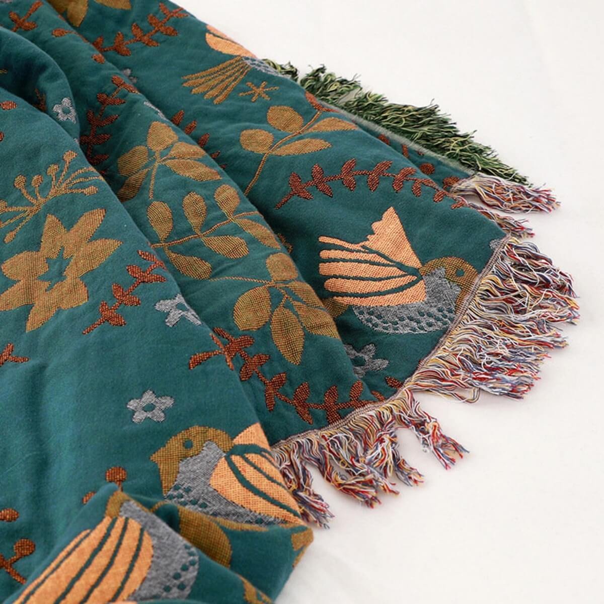 Soft Plush Reversible Bird Blanket for Home Decor