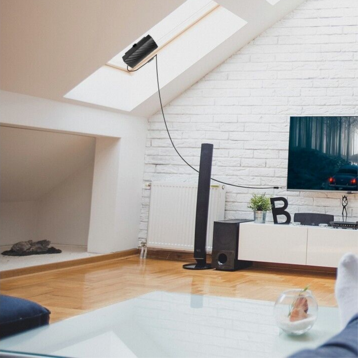 Strong Signal 4K HDTV Indoor Digital TV Antenna 600 Miles