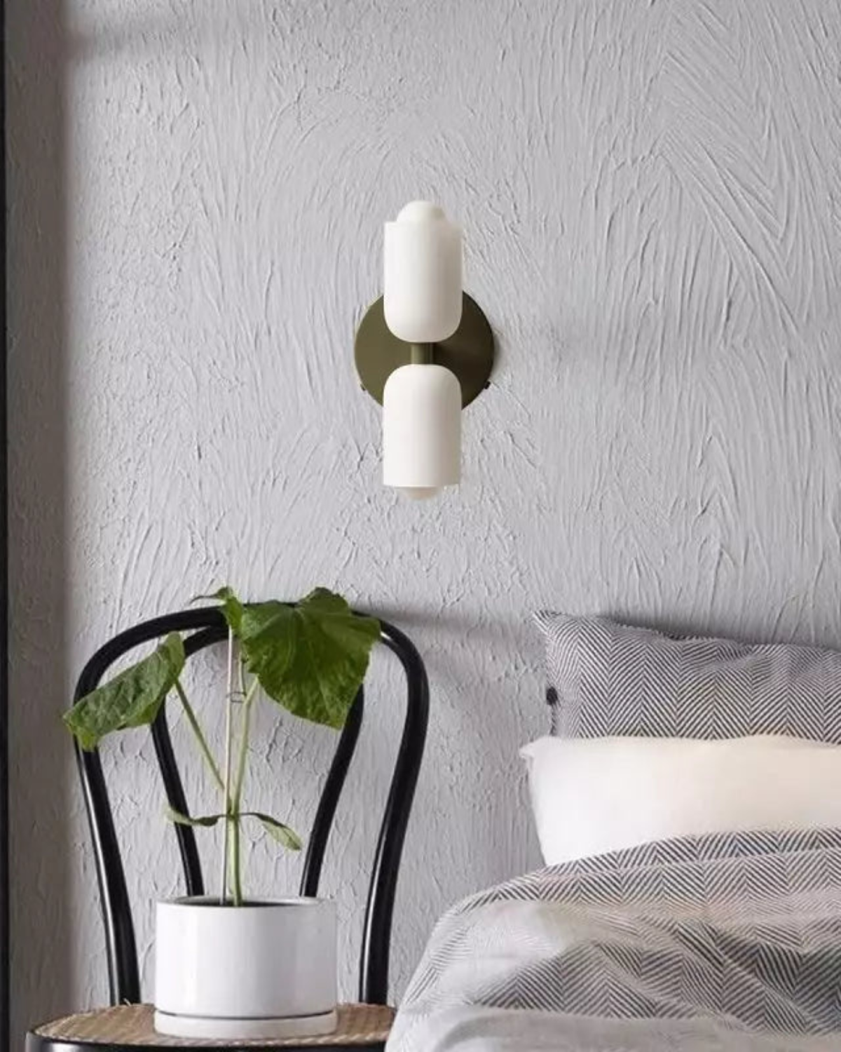 Stylish Wall Lamp with Starry Night Effect