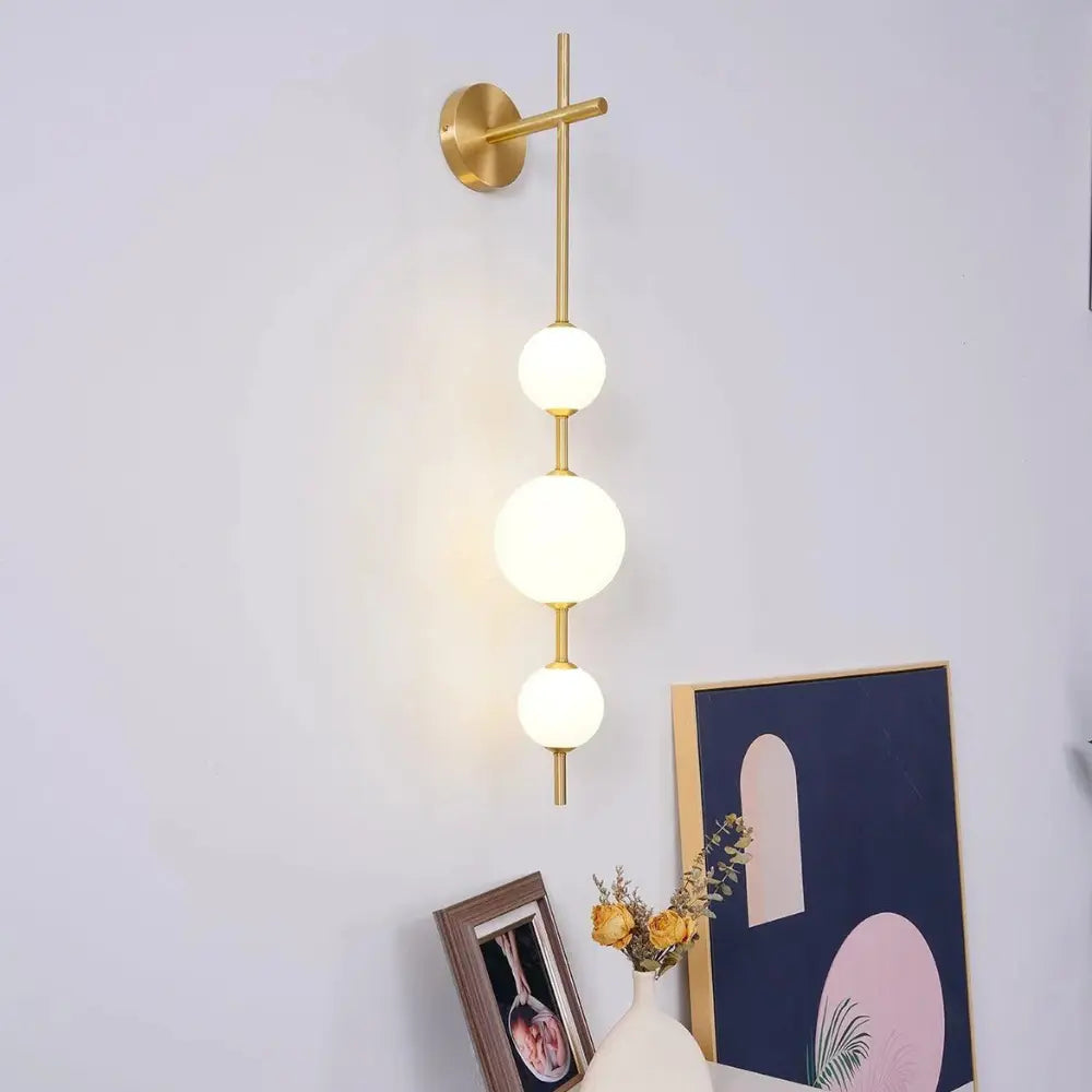 Elegant Dimmable Wall Lamp for Soft Lighting