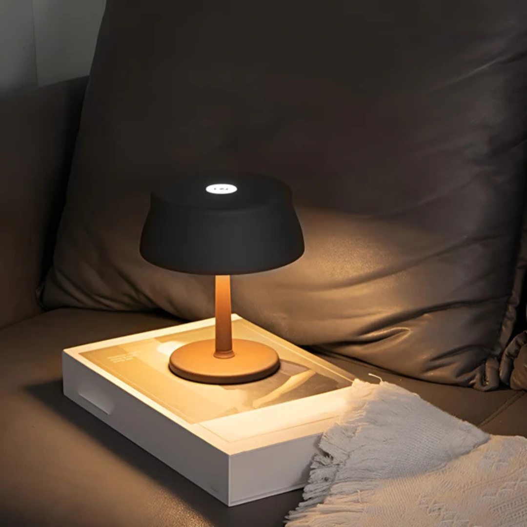 Modern Wireless Desk Light With Sensor