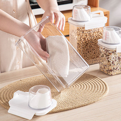 Fresh Food Storage Container with Measuring Cup