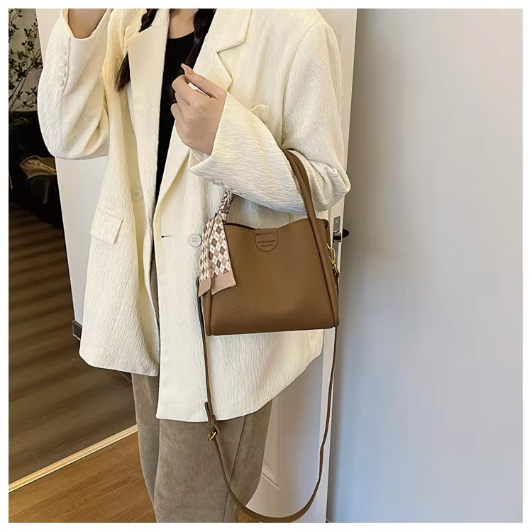 Fashionable Womens Crossbody Bag with Lychee Pattern