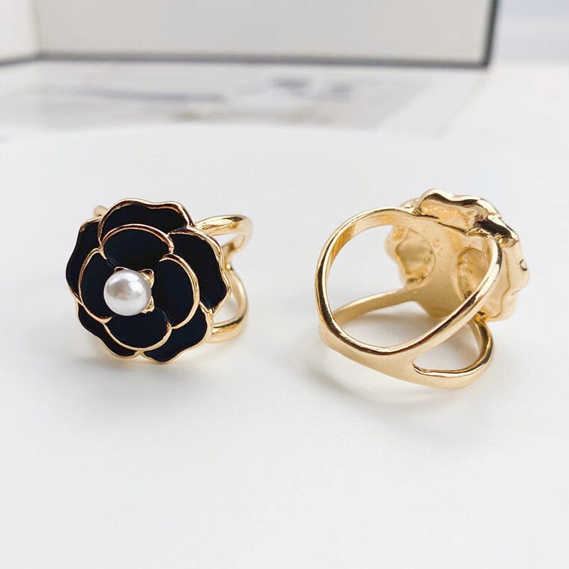 Elegant Floral Scarf Clip