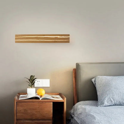 Modern LED Wall Light with Crack Pattern