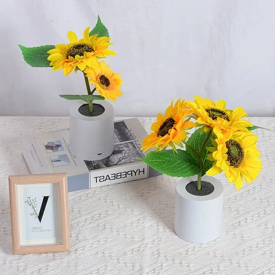 Bright Floral Table Lamp with LED Lights