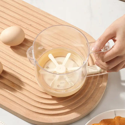 Practical Measuring Cup with Built-In Strainer