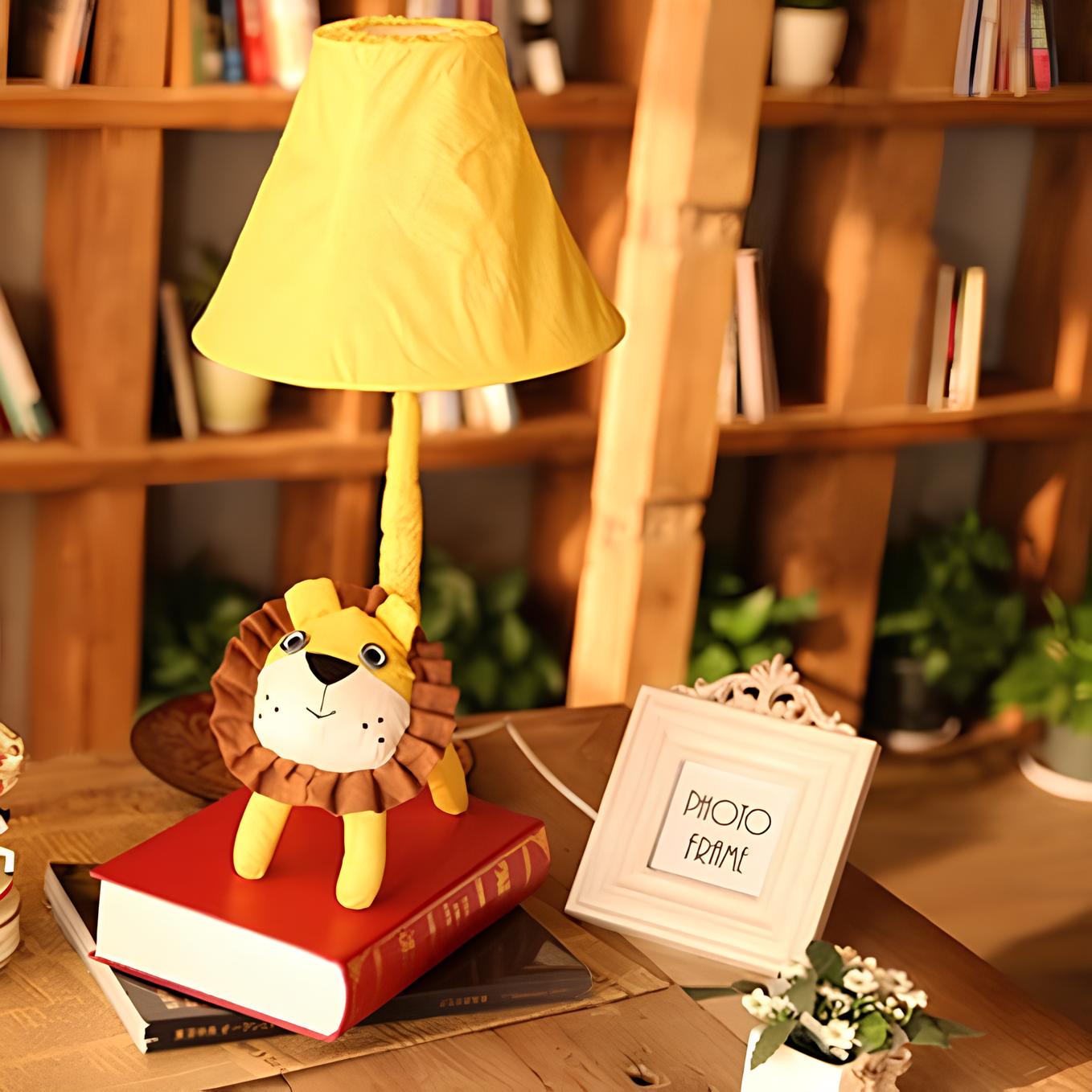Cuddly Friends Animal Table Lamp