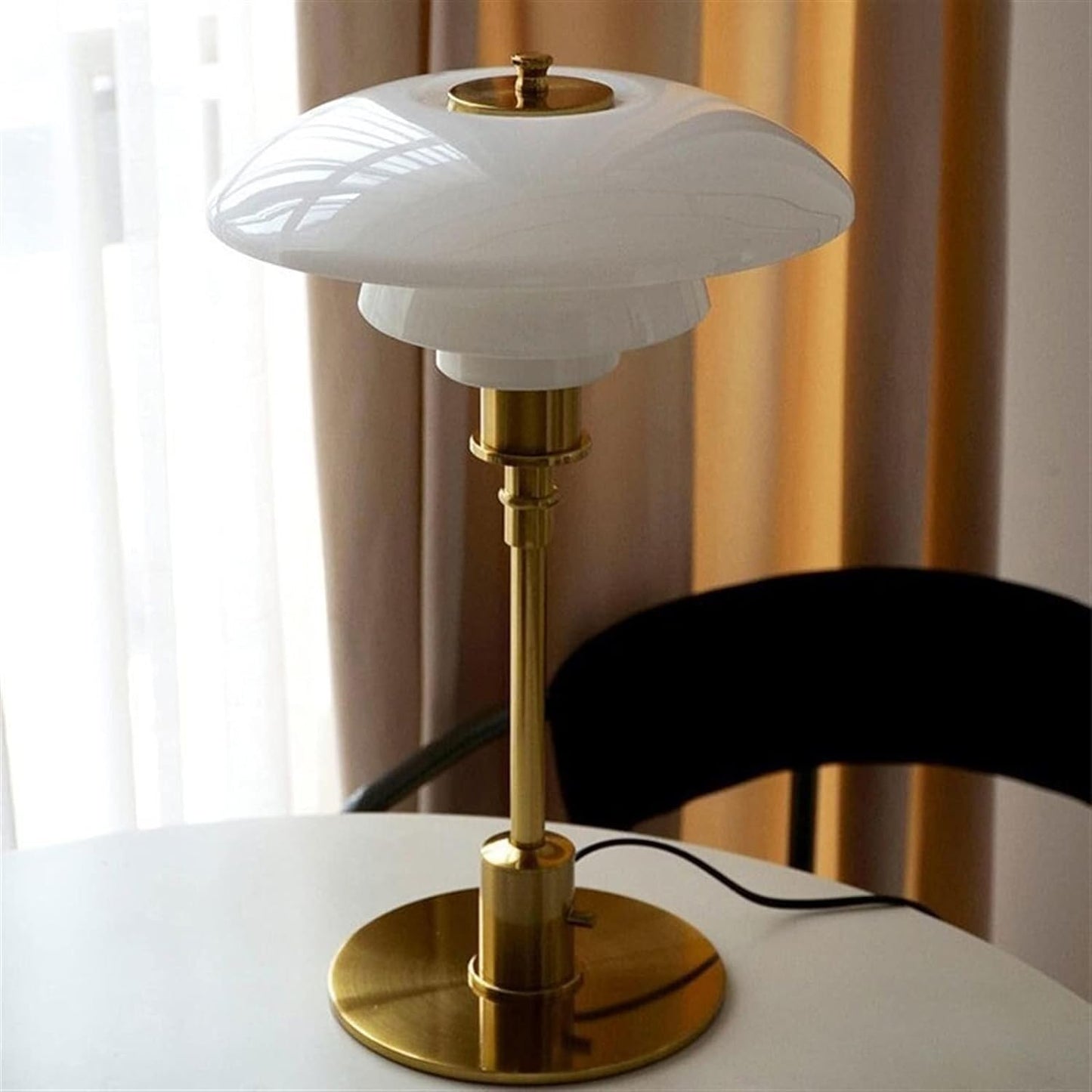 Sleek Nordic Glass Desk Lamp – Modern LED Table Light