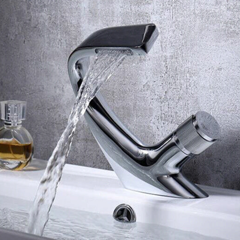 Modern Copper Kitchen Faucet with Brass Handle
