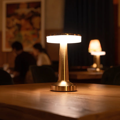 Compact Adjustable Desk Lamp Classic Vintage Style