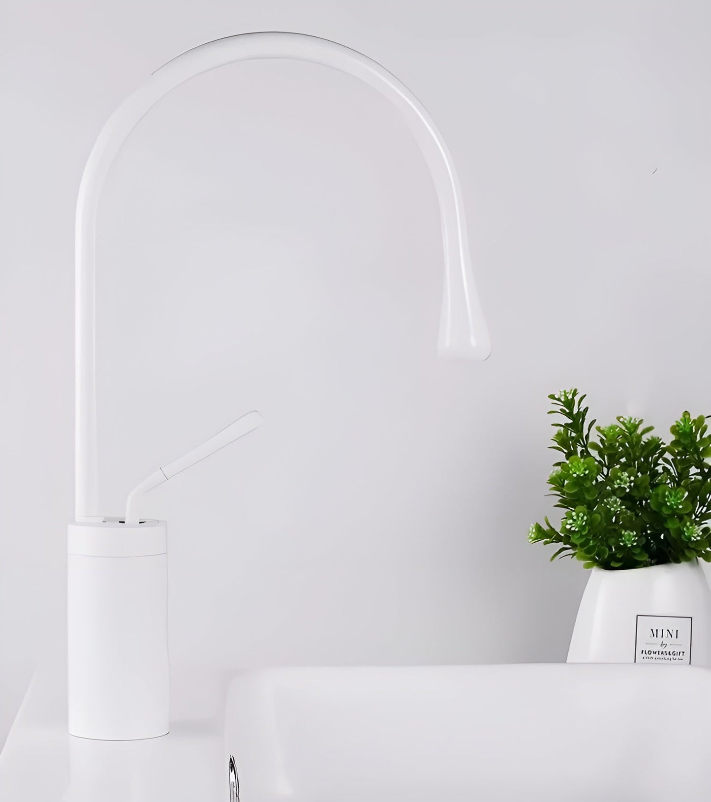 EasyTouch 360° Faucet with Leak-Proof Control