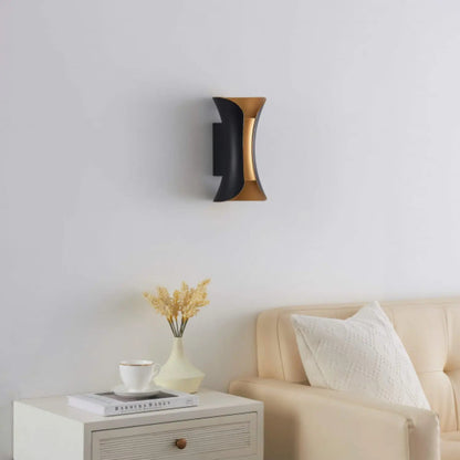 Elegant Modern Wall Lamp