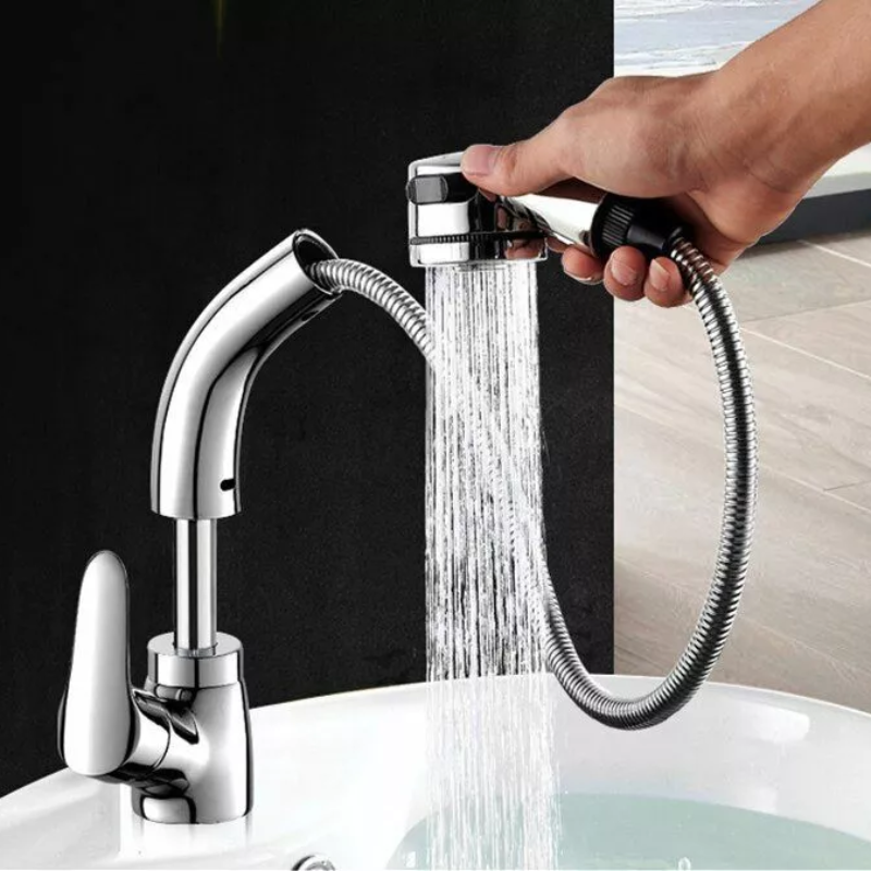 Adjustable Gold Tone Kitchen Faucet for Easy Use