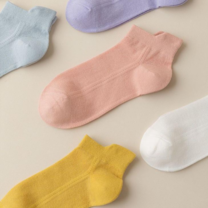 Thin No-Show Grip Socks