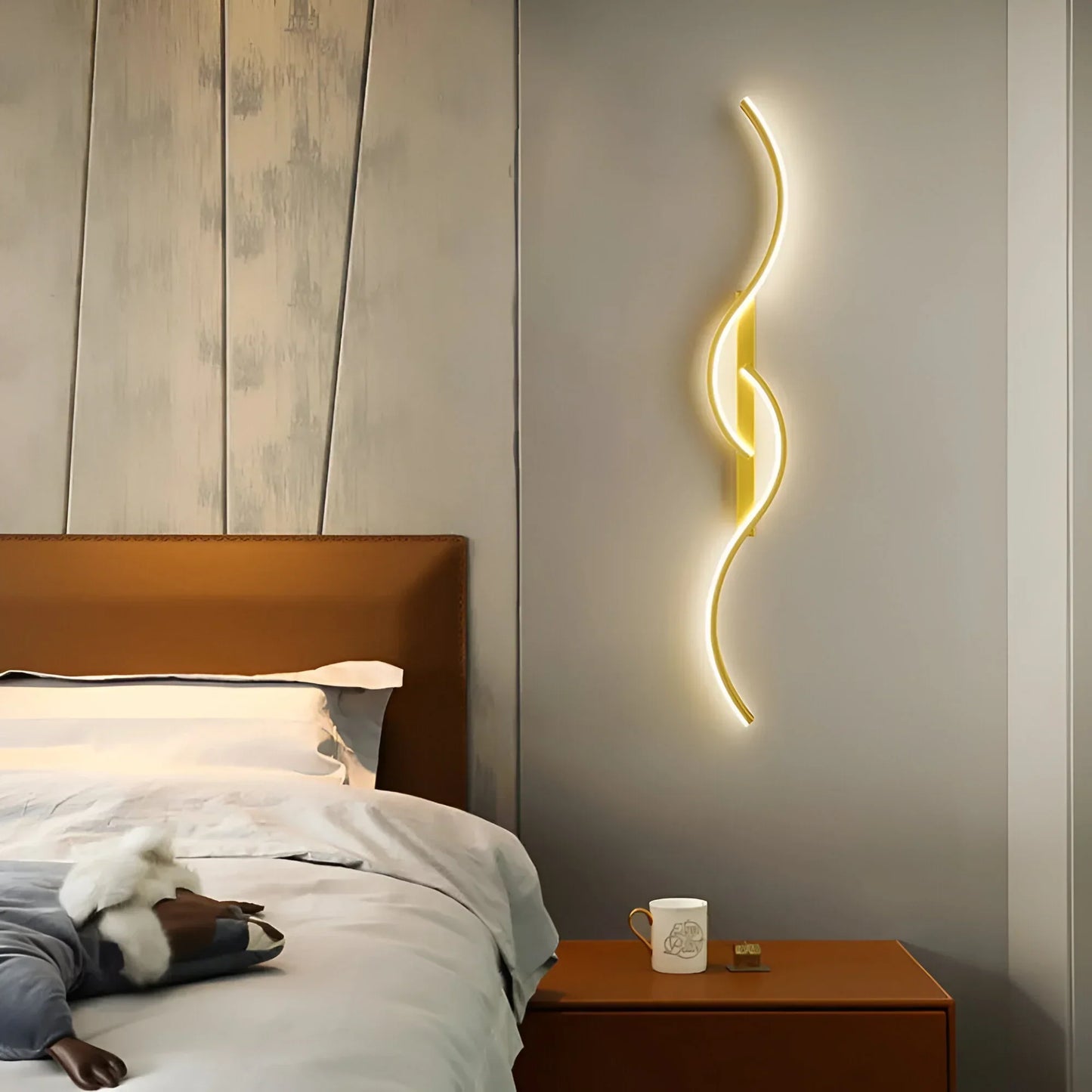 Modern Arc Shaped Wall Lamp
