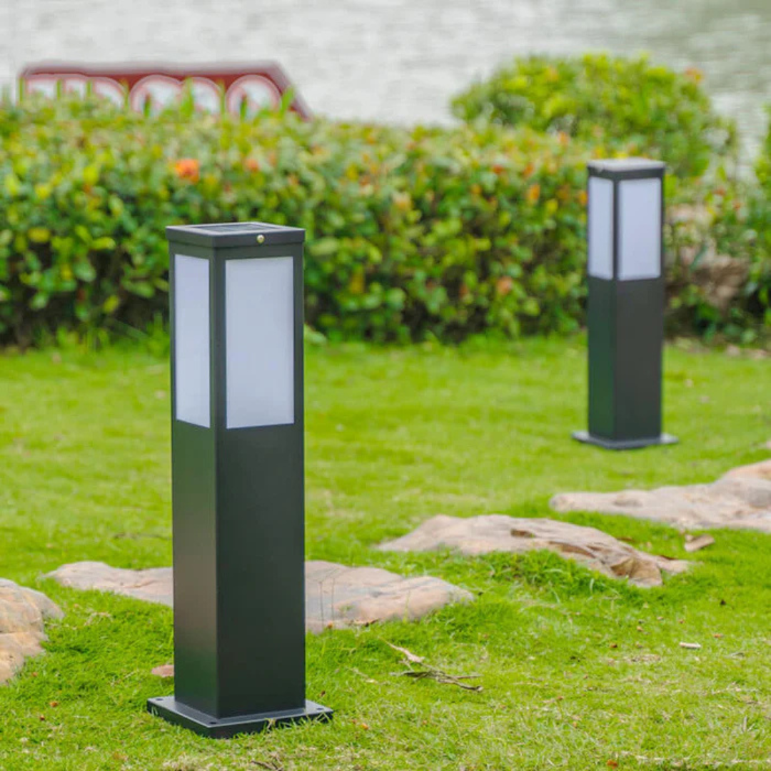 Fesara | Contemporary Garden Solar Lamp