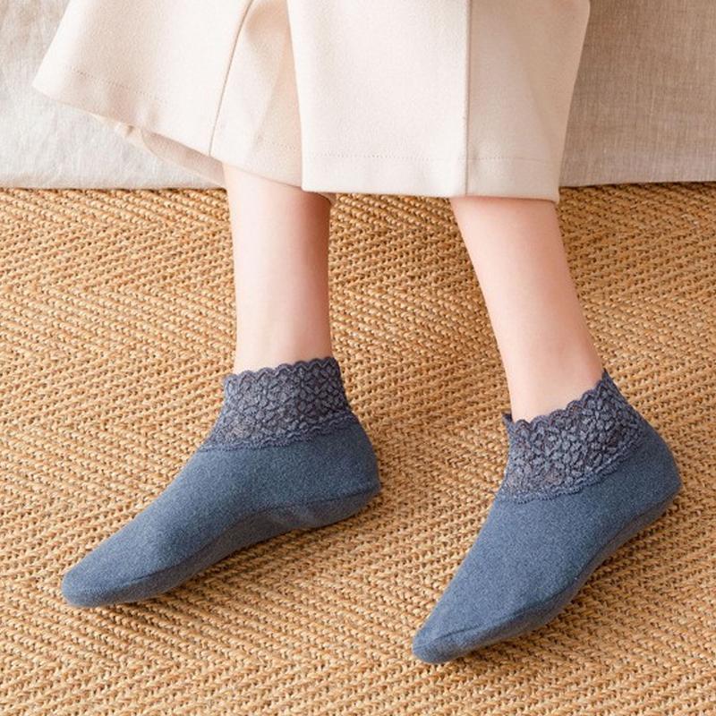 Cozy Lace Winter Socks
