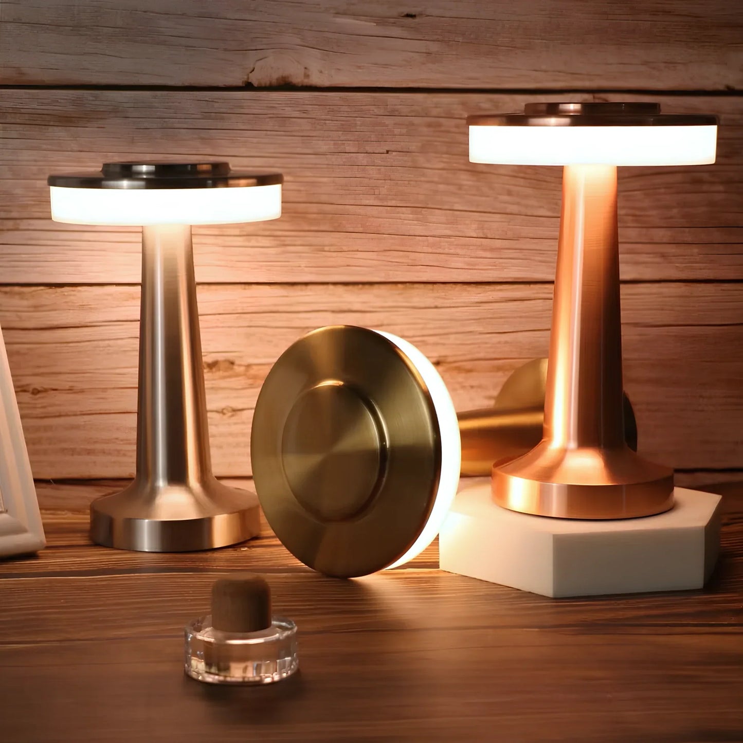 Compact Adjustable Desk Lamp Classic Vintage Style