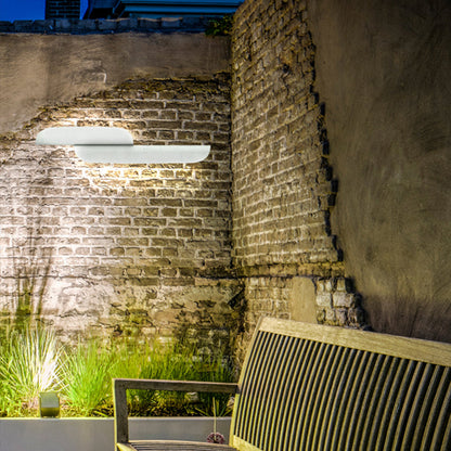 Fesara | Contemporary Weatherproof Outdoor Wall Light