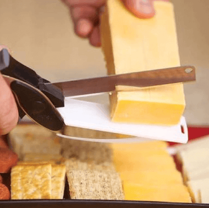 Fesara | Compact Kitchen Knife with Integrated Chopping Board