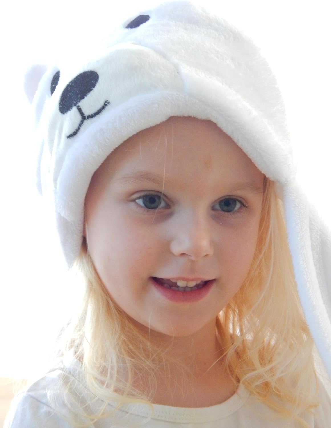 Plush Baby Hooded Bath Towel – Gentle and Absorbent
