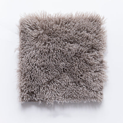 Plush Bedroom Carpet Squares Durable Stain Resistant Floor Tiles